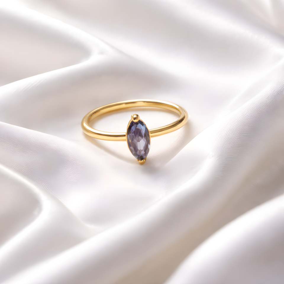 Tanzanit Taşlı Diamond Kesim  Gümüş Yüzük